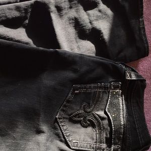 Rock Revival “Vivain” easy skinny